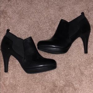 Adrienne Vittadini Black Hell Booties
